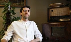 Piyanist Evgeny Grinko, Aşık Veysel türküsü yorumladı