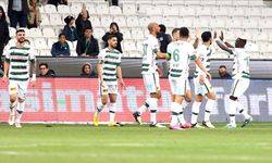 Konyaspor, ligde kalma mücadelesini son maça bırakmak istemiyor