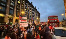 Londra'da Filistin'e destek gösterisinde 40 kişi gözaltına alındı