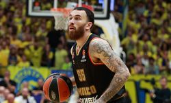 Mike James, THY Avrupa Ligi'nde sezonun MVP'si oldu