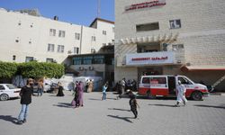 Gazze'deki Aksa Şehitleri Hastanesi, en asgari imkanlarla hizmet veriyor