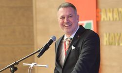 Karşıyaka Spor Kulübü'nde İlker Ergüllü tekrar başkanlığa seçildi