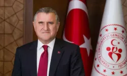Osman Aşkın Bak: A Milli Takımımızı tebrik ediyoruz
