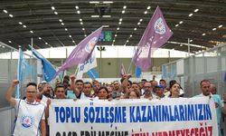İzmir Büyükşehir Belediyesi memurları eylemlerini sürdürüyor