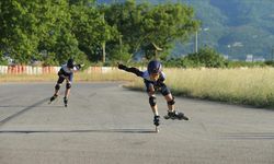 Kocaeli'de short track sporcuları, yarış pistinde antrenman yapıyor