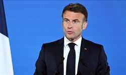 AP seçimlerinde ağır yenilgi alan Macron, meclisi feshederek çoğunluğu sağlamak istiyor