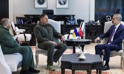 Bakan Fidan, Ukrayna Devlet Başkanlığı Ofisi Başkanı Yermak ve Savunma Bakanı Umerov'la görüştü