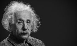 Einstein'ın, Roosevelt'i Naziler hakkında uyardığı mektup açık arttırmaya çıkacak