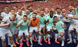 Hollanda'yı yenen Avusturya, lider olarak tur atladı