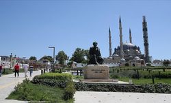 Mimar Sinan'ın ustalık eseri Selimiye'yi bayram tatilinde yaklaşık 15 bin kişi ziyaret etti