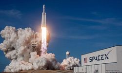 SpaceX'in eski çalışanları "haksız yere" kovuldukları gerekçesiyle Elon Musk'ı dava etti