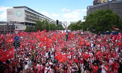 Taraftarlarımız Çeyrek Final heyecanını Berlin'de beraber yaşadı