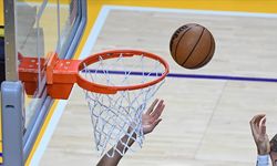 Lakers'ın 6 maçlık galibiyet serisi sona erdi