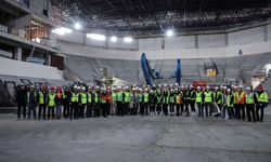 Eczacıbaşı Dynavit'li sporcular yeni salonun inşaatını ziyaret etti
