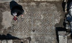 Pergamon'da "Mozaikli Ev" gün yüzüne çıkarılıyor