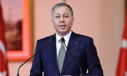 İçişleri Bakanı Yerlikaya'dan, jandarma personeline bere ören kadınlara teşekkür