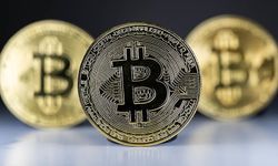 Bitcoin, Trump'ın "stratejik kripto rezervi" planında iyimserliğin azalmasıyla düştü