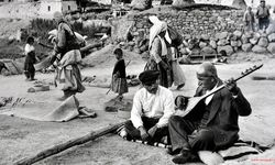 Halk ozanı: Aşık Veysel