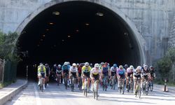 AKRA Gran Fondo’da pedallar dostluk için döndü