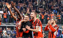 İtalya Kupası'nda ilk finalist Milan oldu
