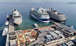 Kuşadası'nda kruvaziyer hareketliliği sürüyor