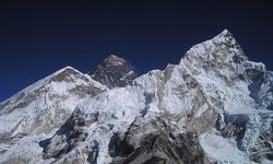 "Xenon" isimli grup, Everest'in zirvesine ulaştı