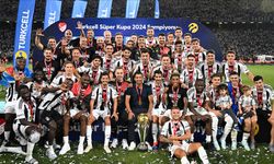 Beşiktaş'ta sezon "farklı" başladı, hüsranla bitti