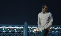 "Köpekle Kurt Arasında" filmi seyirciyle buluşacak