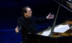 Fazıl Say "Piyano Başında 50 Yıl" turnesinde dinleyicileriyle buluşacak