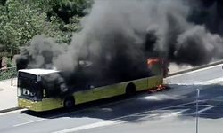 Sarıyer'de yangın çıkan İETT otobüsü kullanılamaz hale geldi