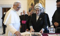 Emine Erdoğan, Papa 14. Leo ile görüştü