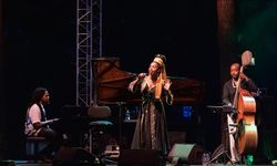 Jazzmeia Horn İstanbul'da müzikseverlerle buluştu