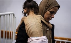 9 yaşındaki Meryem, 25 kilodan 10 kiloya düştü