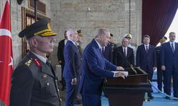 Erdoğan: Tarihi adımlar atıyoruz