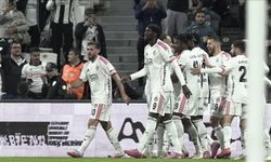 Beşiktaş evinde 3 puanı 3 golle aldı