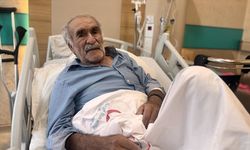 Bidondakinin benzin olduğunu ateşle anlamaya çalışınca az daha bacağından olacaktı