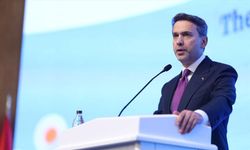 Bakan Bayraktar, güneş enerjisinin Türkiye'deki toplam kapasitenin en büyük tekil kaynağı olacağını söyledi