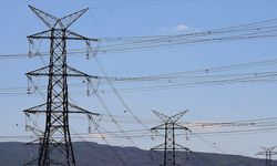 İran Enerji Bakanı: İran ile Katar elektrik şebekesi birbirine bağlanacak