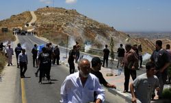 İsrail güçleri, Batı Şeria'da yasa dışı yerleşimleri protesto eden Filistinlilere saldırdı