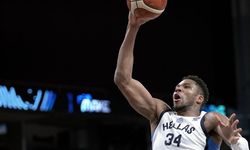 NBA'de Miami Heat, Giannis Antetokounmpo'yu takasla kadrosuna kattı