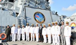 Deniz Kuvvetleri Komutanı Oramiral Tatlıoğlu, TCG İstanbul fırkateyni ile Lazkiye'yi ziyaret etti