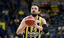 Fenerbahçe, milli basketbolcu Sertaç Şanlı ile 1 yıllık sözleşme imzaladı