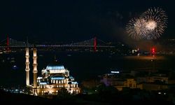 İstanbul Valiliğince havai fişek ve meşale kullanımı 16 Temmuz-28 Ekim arasında yasaklandı