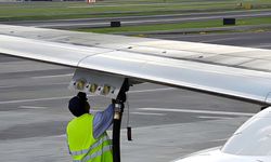 İtalya'nın bazı havalimanlarında jet yakıtı tedarikinde gecikmeler yaşanıyor