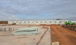 Karmod Nijer'de altın maden sahasına prefabrik işçi kampı kuruyor