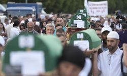 Srebrenitsa Soykırımı'nın 10 kurbanı bugün toprağa verilecek