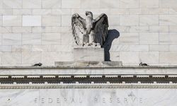 Fed'e ilişkin faiz artırım beklentileri ve jeopolitik gerilimler piyasaları baskılıyor