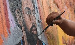 Trabzon'da Muhammed Salah sevgisi duvara resmedildi