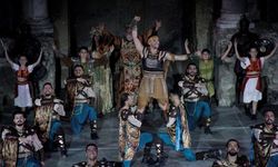 Troya gösterisi Aspendos'un tarihi atmosferinde sanatseverlerle buluştu