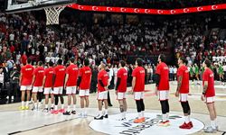 A Milli Erkek Basketbol Takımı, dünya sıralamasında 2 basamak yükseldi